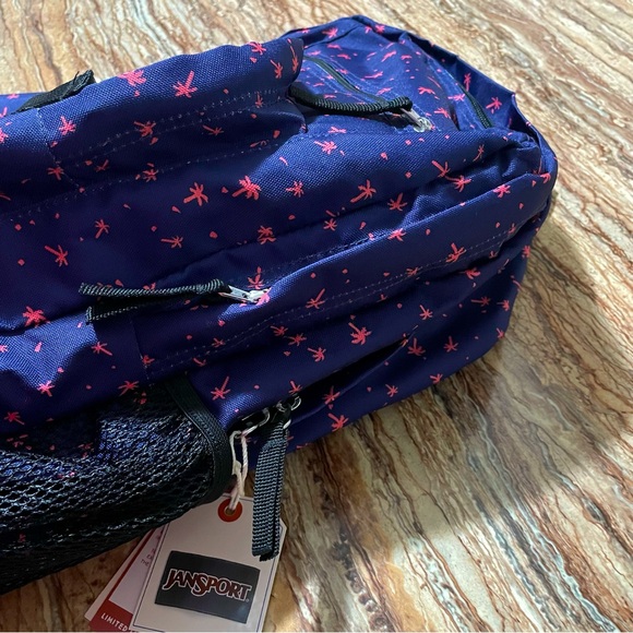 JanSport - Picture 12 of 13